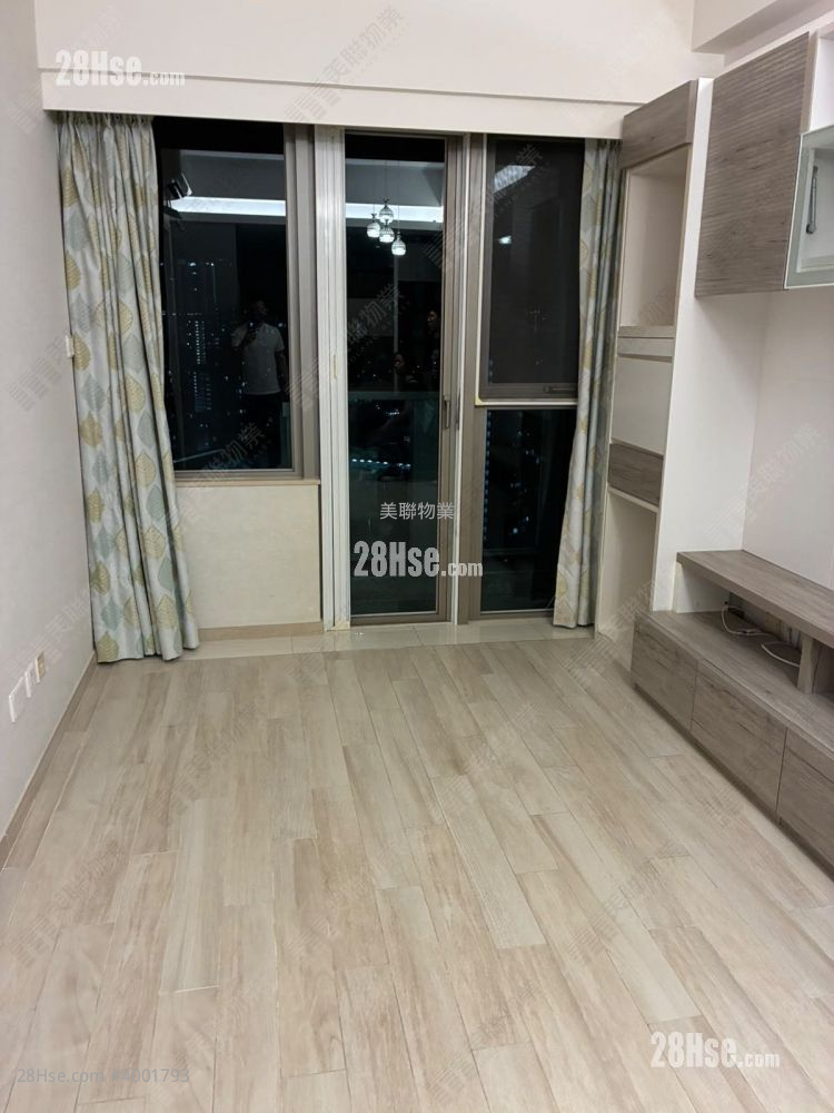 The Spectra Rental 3 Bedrooms , 1 Bathroom 533 ft² ( 49.5 m² )