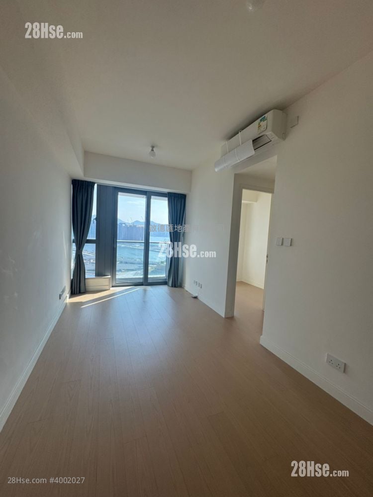 Monaco One Rental 2 Bedrooms , 1 Bathroom 457 ft² ( 42.5 m² )