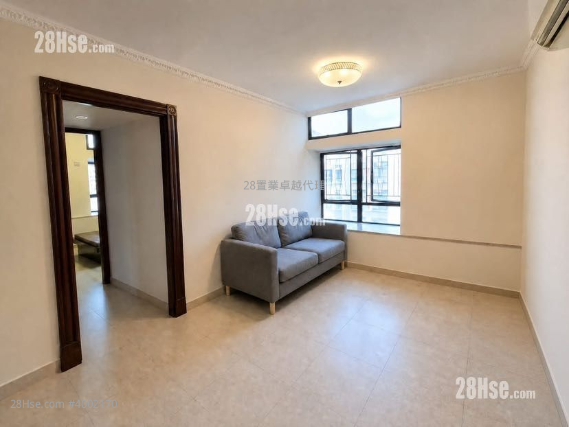 Tai Hing Gardens Rental 2 Bedrooms , 1 Bathroom 447 ft² ( 41.5 m² )