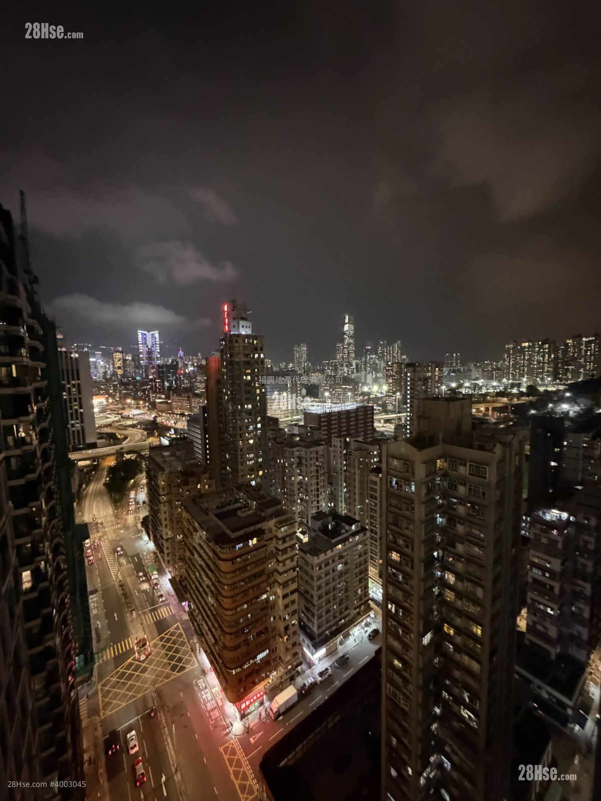 Metro 6 Sell 2 Bedrooms , 1 Bathroom 423 ft² ( 39.3 m² )