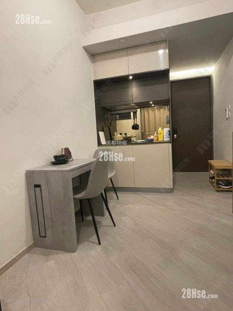 The Royale Sell 1 Bedroom , 1 Bathroom 362 ft² ( 33.6 m² )