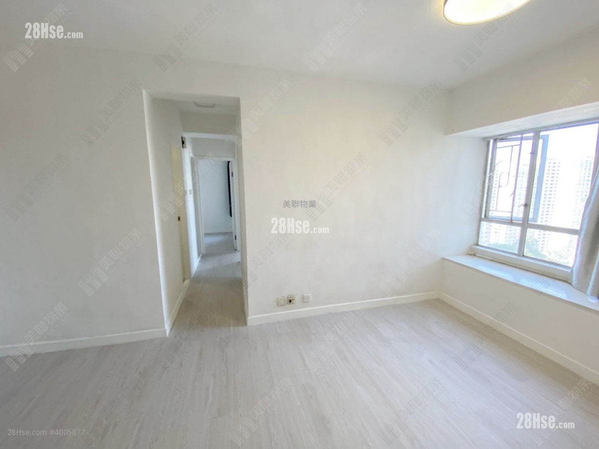 Fanling Centre Sell 3 Bedrooms , 1 Bathroom 513 ft² ( 47.7 m² )