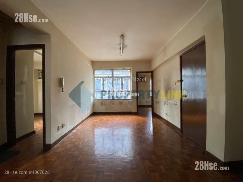 Harmony Court Sell 3 Bedrooms , 1 Bathroom 658 ft² ( 61.1 m² )