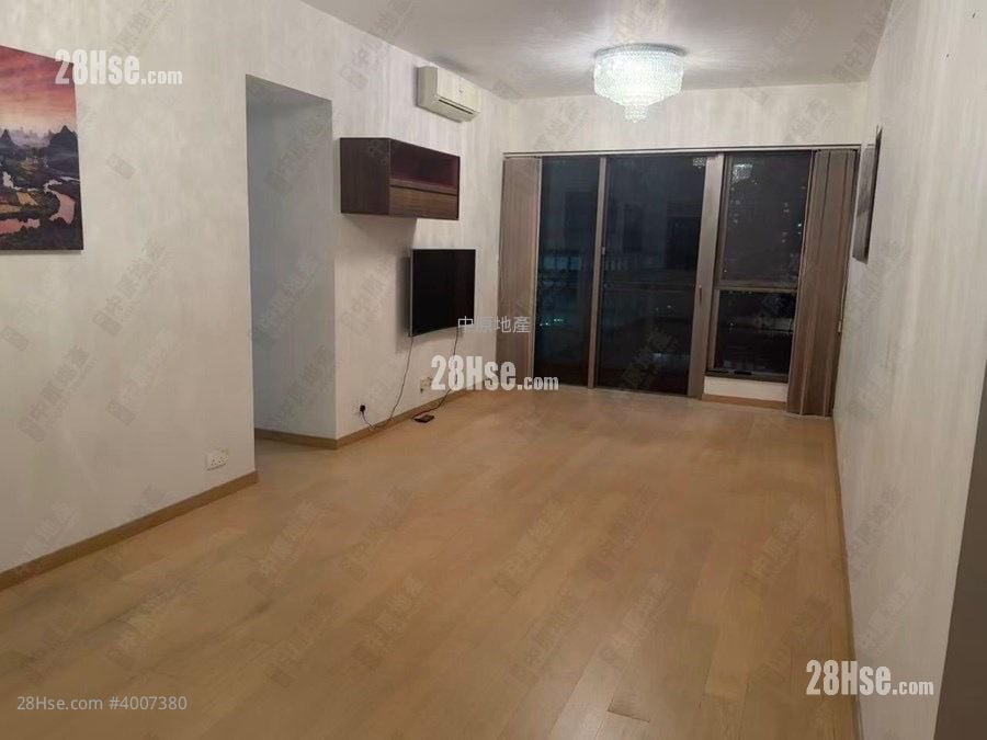 The Austin Sell 3 Bedrooms , 2 Bathrooms 1,002 ft² ( 93.1 m² )