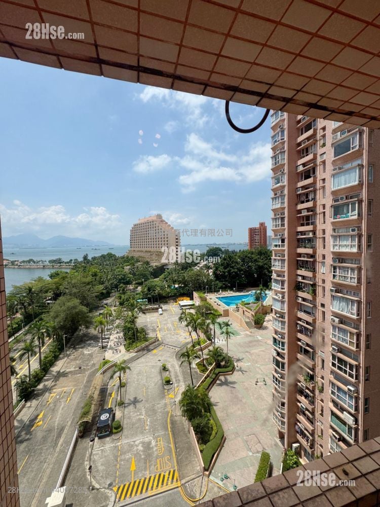 Hong Kong Gold Coast Sell 2 Bedrooms , 1 Bathroom 476 ft² ( 44.2 m² )