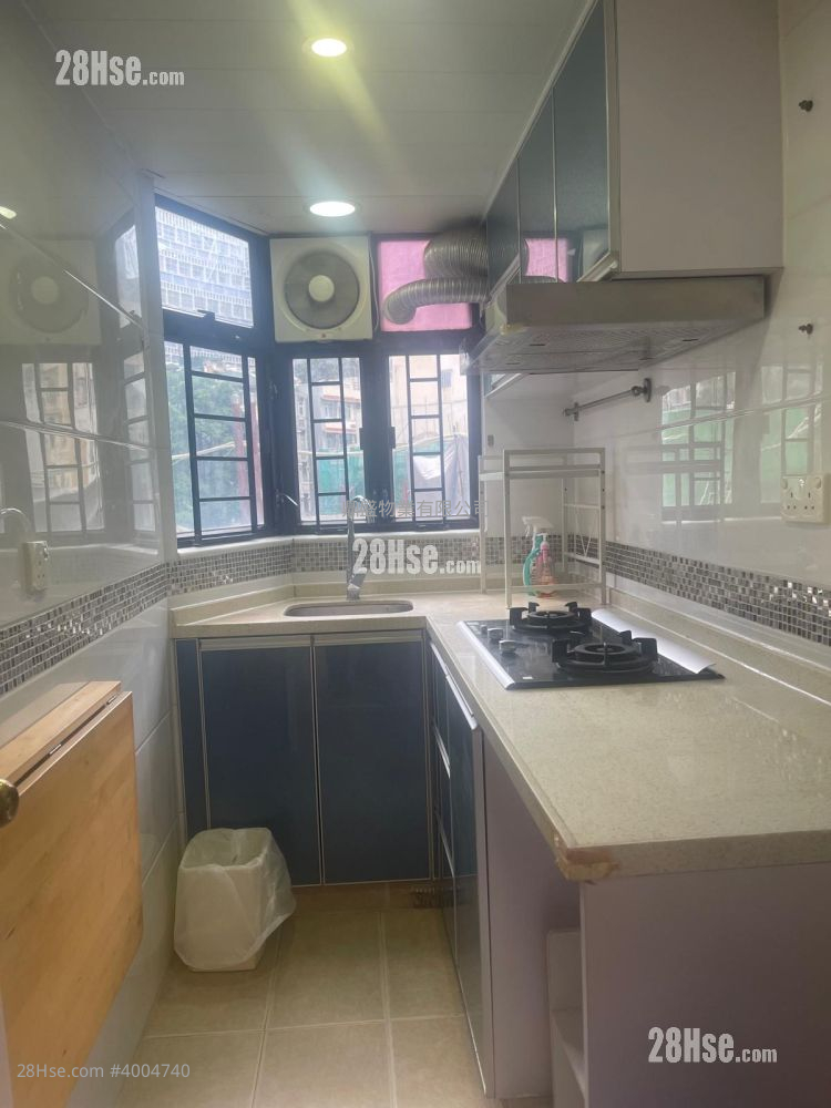 Kam Yu Mansion Rental 2 Bedrooms , 1 Bathroom 490 ft² ( 45.5 m² )