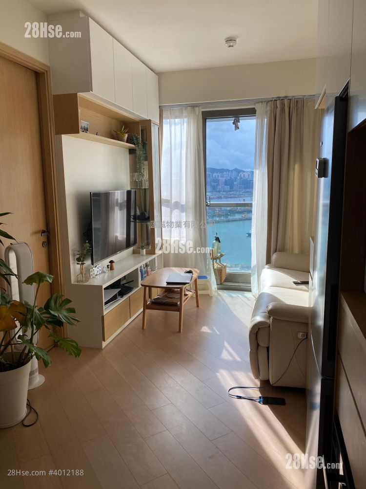 Upper East Rental 2 Bedrooms , 1 Bathroom 362 ft² ( 33.6 m² )