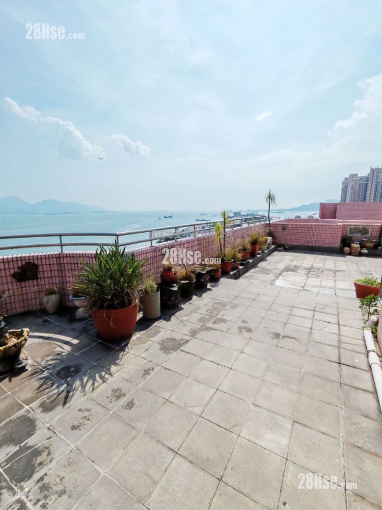 Peridot Court Sell 4 Bedrooms , 3 Bathrooms 1,852 ft² ( 172.1 m² )