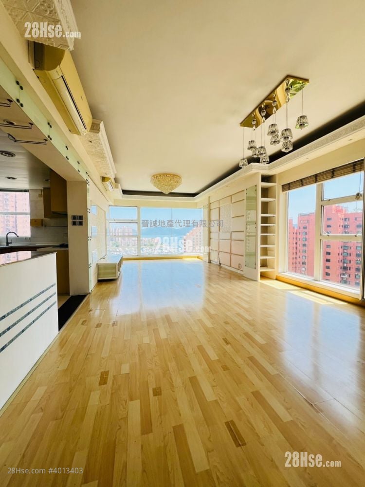 Palm Beach Sell 5+ Bedrooms , 3 Bathrooms 1,601 ft² ( 148.7 m² )