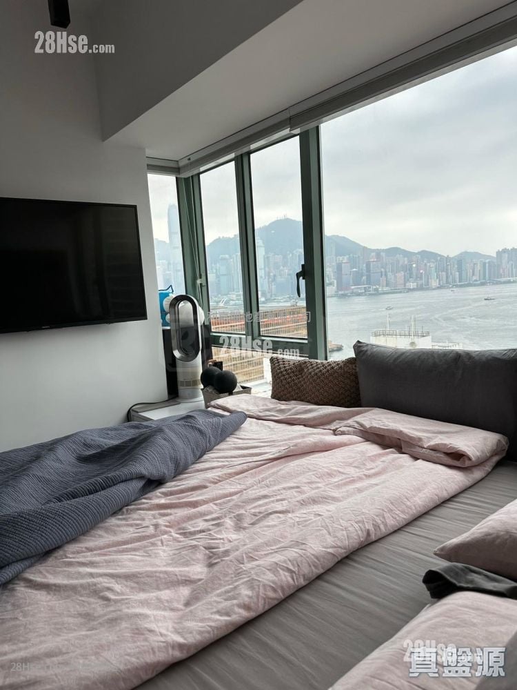 The Victoria Towers Sell 3 Bedrooms , 2 Bathrooms 899 ft² ( 83.5 m² )