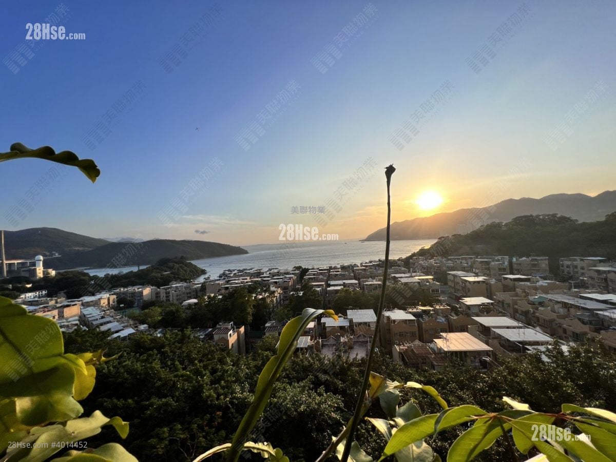 Park Island Sell 3 Bedrooms , 2 Bathrooms 762 ft² ( 70.8 m² )
